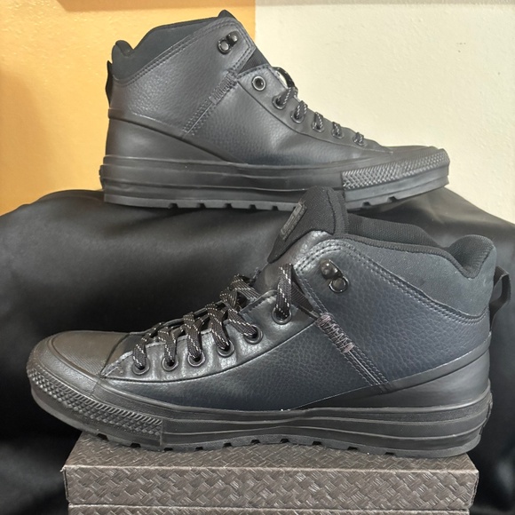 Converse Chuck Taylor * All Star Street Lugged Black Mids * Men 10 - Picture 1 of 8